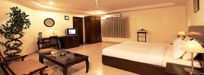 538/Waves Hotel - New Delhi 07.jpg